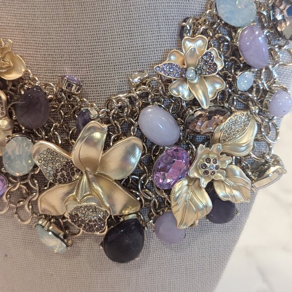 White House Black Market Goldtone Flower Statement Necklace - Picture 5 of 9